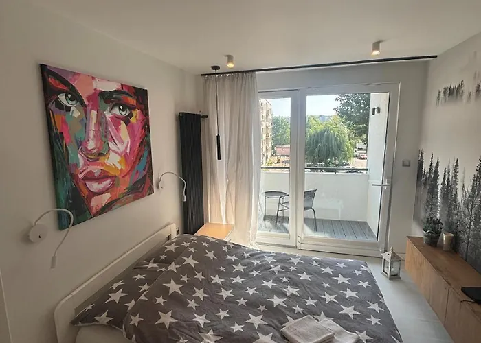 Проживание в семье Blablaflat Witosa